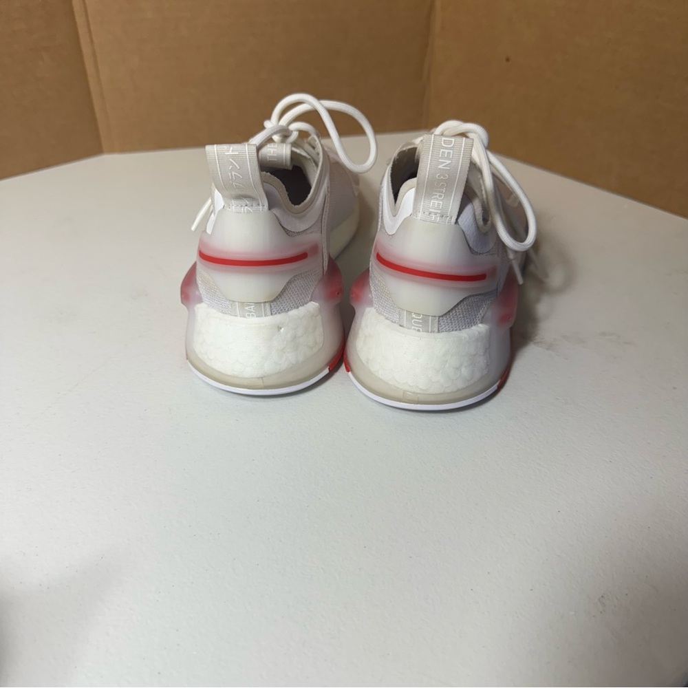 adidas NMD_V3 OG‎ White women's size 7 - Picture 4 of 7
